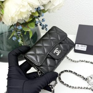 【AT11122】Chanel（シャネル）クラシックコレクション ダイヤ型羊皮レザーバッグ | Chanel Paris