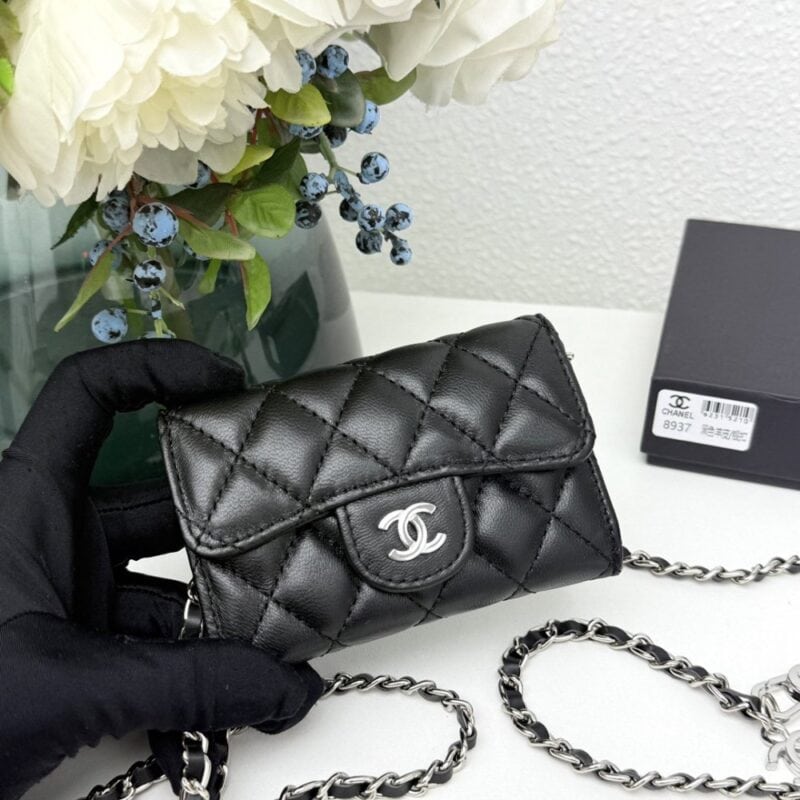 【AT11122】Chanel（シャネル）クラシックコレクション ダイヤ型羊皮レザーバッグ | Chanel Paris