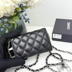 【AT11122】Chanel（シャネル）クラシックコレクション ダイヤ型羊皮レザーバッグ | Chanel Paris