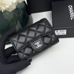【AT11124】CHANELのクラシックなダイヤモンド柄小羊皮財布 | Chanel