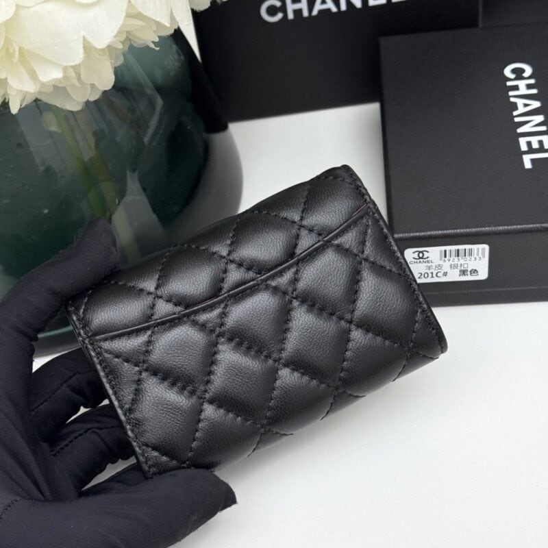 【AT11124】CHANELのクラシックなダイヤモンド柄小羊皮財布 | Chanel