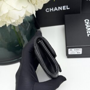【AT11124】CHANELのクラシックなダイヤモンド柄小羊皮財布 | Chanel