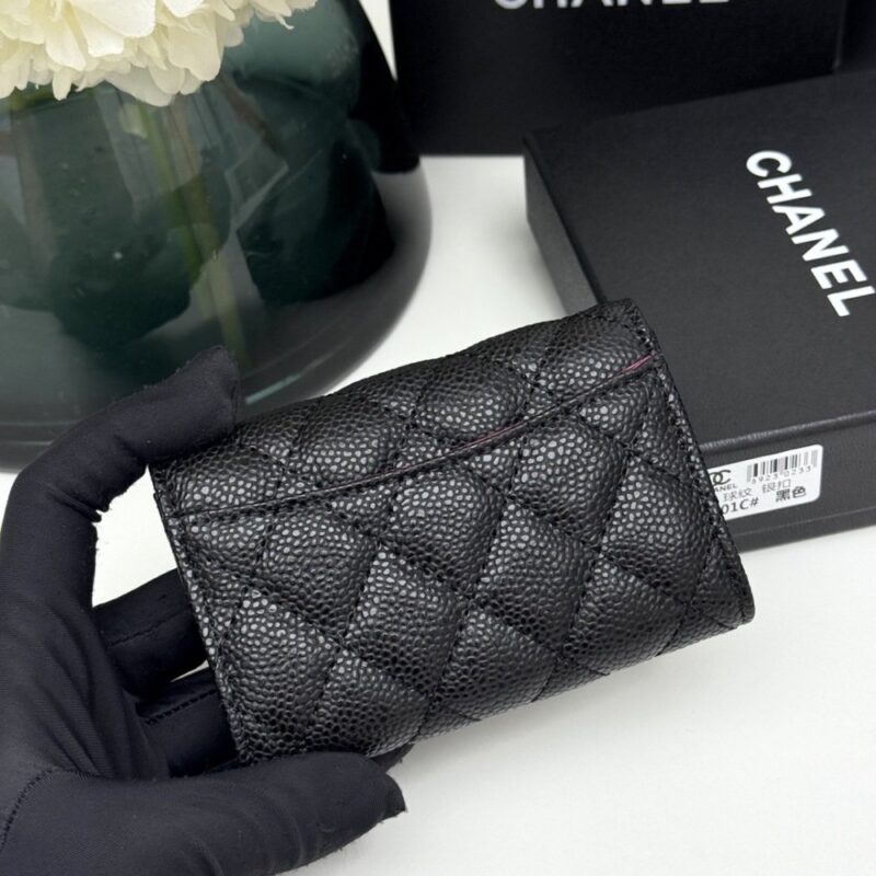 【AT11126】シャネルのクラシックなダイヤ柄ラムスキン財布 - 高級なラムスキン素材、エレガントなデザイン | Chanel