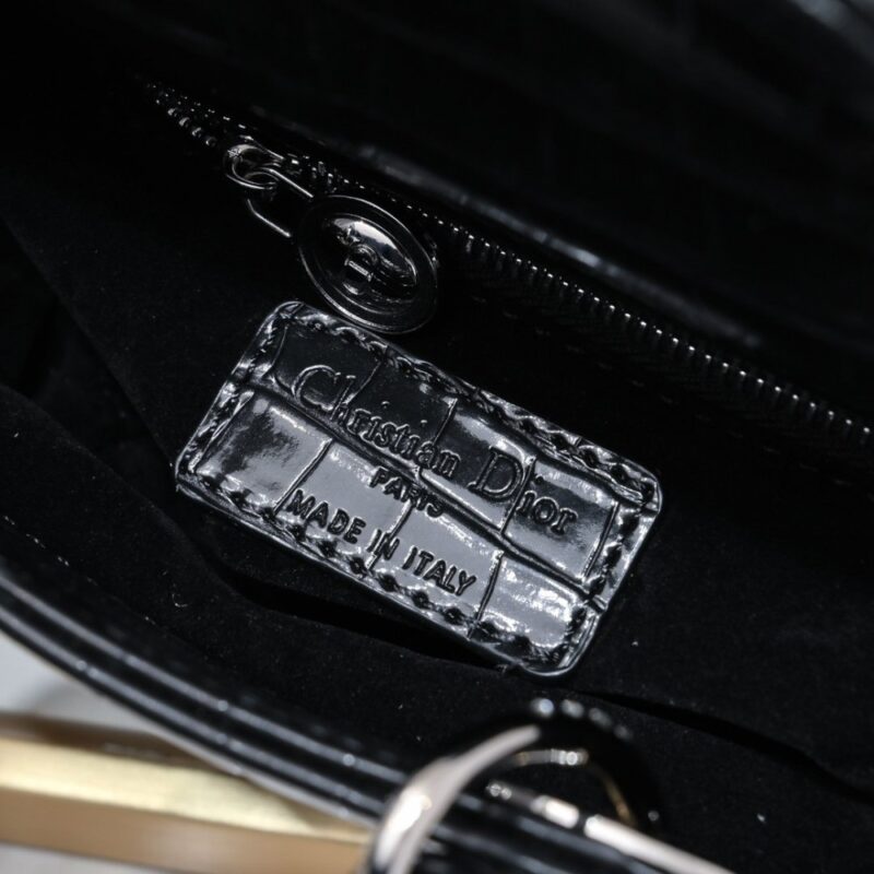 【AT11132】ディオール(Dior) Lady Dior クラシックプリンセスバッグ：高級クロコダイル柄牛革のミニサイズバッグ | Dior Paris