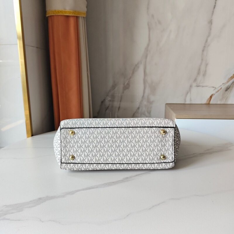 【AT11137】Michael Kors（マイケルコース）のエレガントなチェーンディテールトートバッグ | Michael Kors