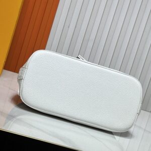 【AT11147】ルイ・ヴィトン Alma BB ハンドバッグ、高級でファッショナブルなクラシックアイテム | Louis Vuitton Paris