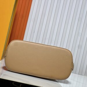 【AT11150】ルイ・ヴィトンのクラシックAlma BBハンドバッグ - エレガントなモノグラムキャンバス素材 | Louis Vuitton Malletier