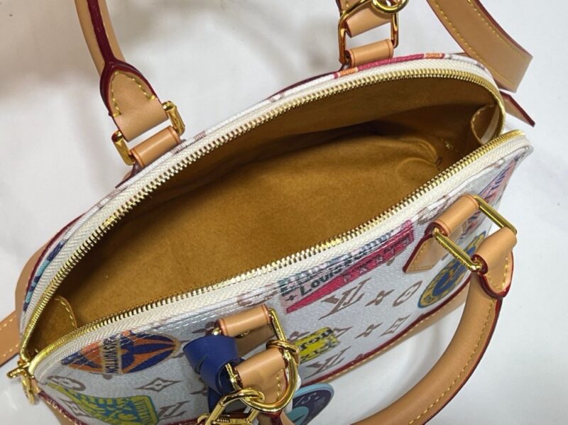 【AT11150】ルイ・ヴィトンのクラシックAlma BBハンドバッグ - エレガントなモノグラムキャンバス素材 | Louis Vuitton Malletier