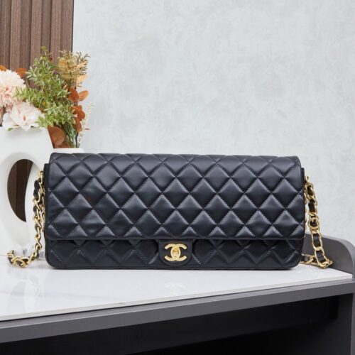 【AT11161】シャネル Chanel ダイヤ柄クラッチバッグ ラムスキン使用 高級感溢れるエレガントアクセサリー | Chanel Paris