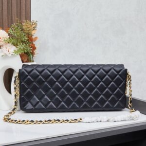 【AT11161】シャネル Chanel ダイヤ柄クラッチバッグ ラムスキン使用 高級感溢れるエレガントアクセサリー | Chanel Paris