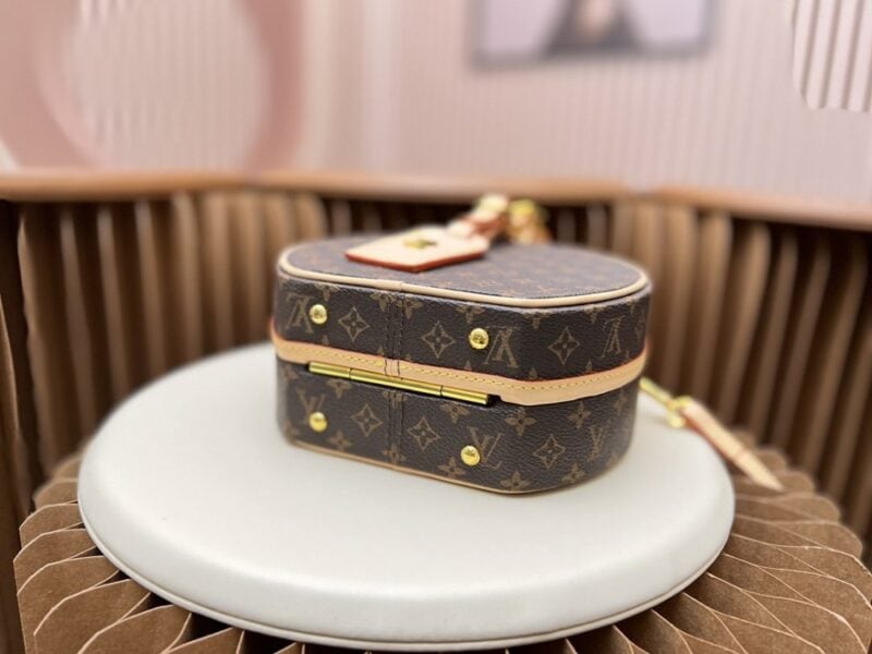 【AT11164】ルイ・ヴィトン Petite Boite Chapeau ハットボックス バッグ - ファッションとエレガンスの融合 | Louis Vuitton Malletier