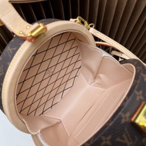 【AT11164】ルイ・ヴィトン Petite Boite Chapeau ハットボックス バッグ - ファッションとエレガンスの融合 | Louis Vuitton Malletier
