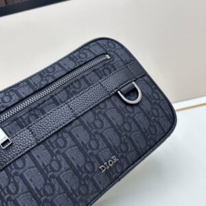 【AT11169】ディオール(Dior) ブラックシリーズ メンズショルダーバッグ 贅沢な都会の紳士品味をアピール | Dior Paris