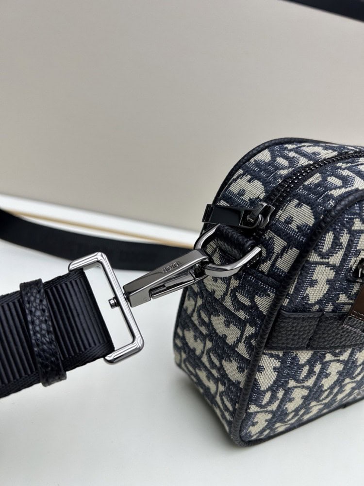 【AT11170】Dior (ディオール) Oblique クラシックメッセンジャーバッグ - 都会のエリートに贅沢なファッション美学を提供 | Christian Dior