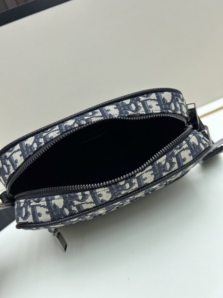 【AT11170】Dior (ディオール) Oblique クラシックメッセンジャーバッグ - 都会のエリートに贅沢なファッション美学を提供 | Christian Dior