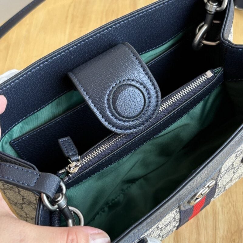 【AT11293】グッチのクラシックなOphidiaシリーズ・ファッションと贅沢を新たな章へ導く手袋 | Gucci