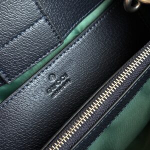 【AT11293】グッチのクラシックなOphidiaシリーズ・ファッションと贅沢を新たな章へ導く手袋 | Gucci