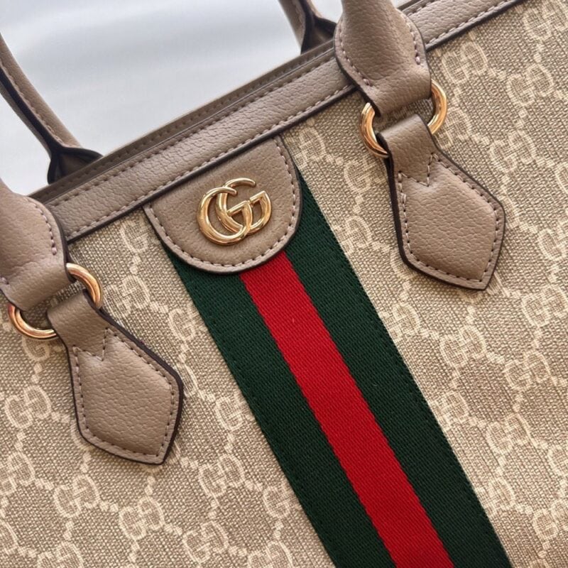 【AT11301】グッチ Ophidiaシリーズ中サイズ トートバッグ - 豪華さとファッション性を象徴する | Gucci Italy