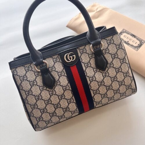 【AT11304】グッチ(Gucci) Ophidiaシリーズ小トートバッグ - エレガント&ファッション クラシックGGモノグラムプリント 素材:キャンバス&牛革 | Gucci Firenze