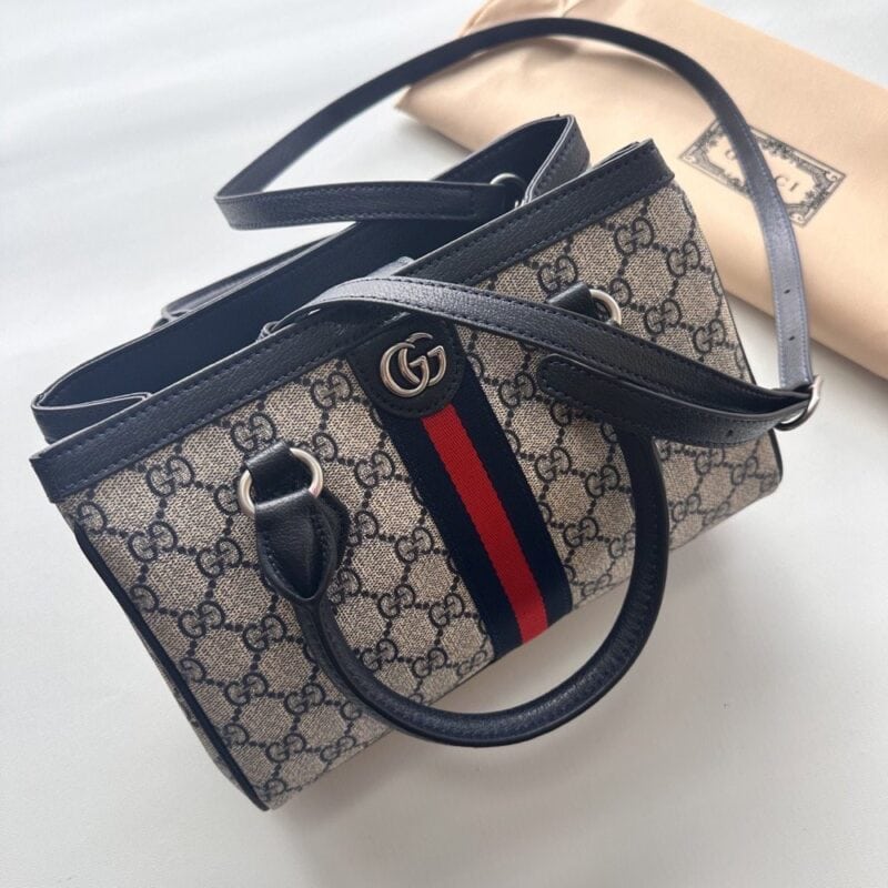 【AT11304】グッチ(Gucci) Ophidiaシリーズ小トートバッグ - エレガント&ファッション クラシックGGモノグラムプリント 素材:キャンバス&牛革 | Gucci Firenze