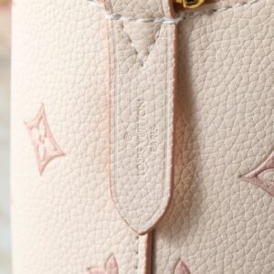 【AT11306】ルイ・ヴィトン NéoNoé モノグラムエンボスレザー ハンドバッグ | Louis Vuitton Malletier