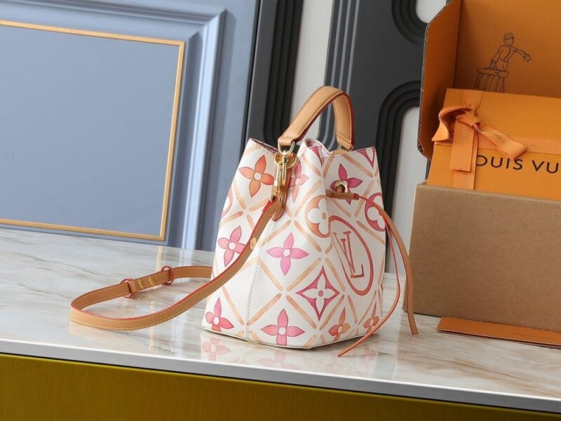 【AT11307】ルイ・ヴィトンNéonoé BBハンドバッグ - 贅沢なMonogram Tiles柄とパステルカラーが魅力的 | Louis Vuitton