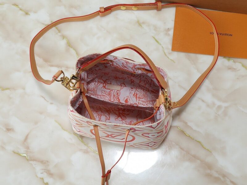 【AT11307】ルイ・ヴィトンNéonoé BBハンドバッグ - 贅沢なMonogram Tiles柄とパステルカラーが魅力的 | Louis Vuitton