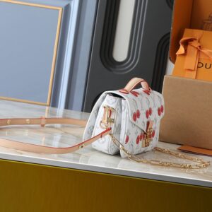 【AT11309】ルイ・ヴィトンのチェリーコレクションハンドバッグ - 芸術とファッションの完璧な融合 | Louis Vuitton