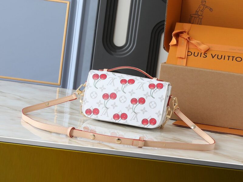 【AT11309】ルイ・ヴィトンのチェリーコレクションハンドバッグ - 芸術とファッションの完璧な融合 | Louis Vuitton