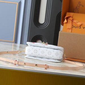 【AT11309】ルイ・ヴィトンのチェリーコレクションハンドバッグ - 芸術とファッションの完璧な融合 | Louis Vuitton