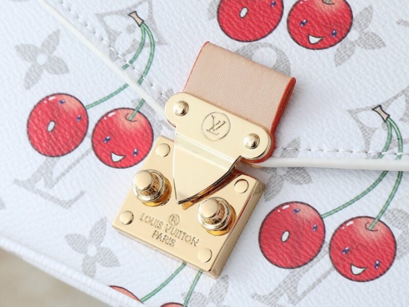【AT11309】ルイ・ヴィトンのチェリーコレクションハンドバッグ - 芸術とファッションの完璧な融合 | Louis Vuitton