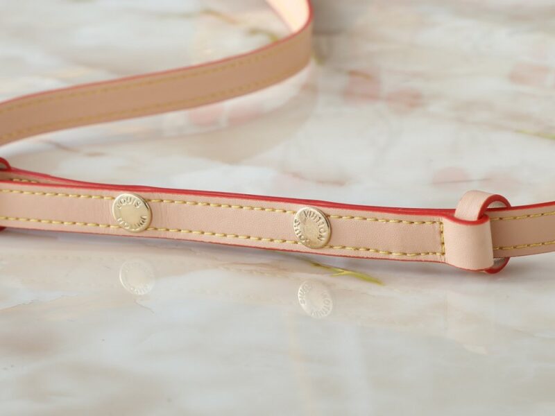 【AT11309】ルイ・ヴィトンのチェリーコレクションハンドバッグ - 芸術とファッションの完璧な融合 | Louis Vuitton