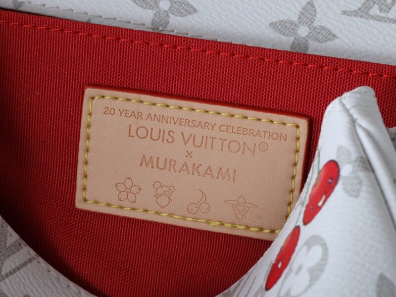 【AT11309】ルイ・ヴィトンのチェリーコレクションハンドバッグ - 芸術とファッションの完璧な融合 | Louis Vuitton