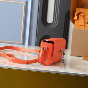 【AT11321】ルイヴィトンのスチーマーミニハンドバッグ - 豪華なオレンジレッドの牛革 - 18.0 x 11.0 x 6.5 cm | Louis Vuitton Paris