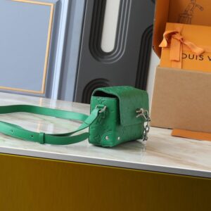 【AT11322】ルイ・ヴィトン 翠緑色のクラシックなスチーマーミニハンドバッグ | LV