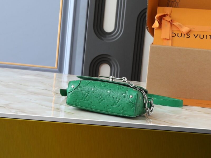 【AT11322】ルイ・ヴィトン 翠緑色のクラシックなスチーマーミニハンドバッグ | LV