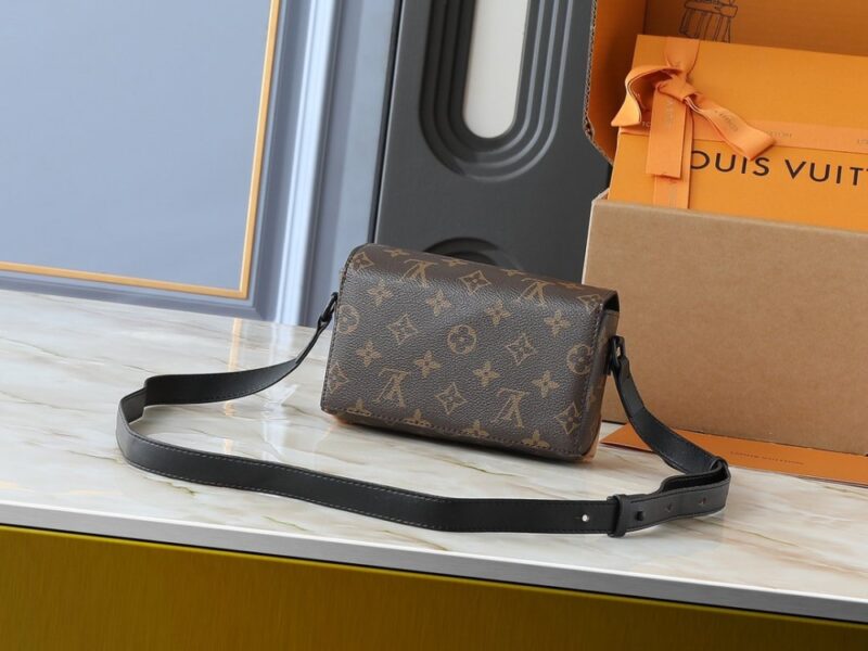 【AT11324】ルイ・ヴィトン Steamer ミニハンドバッグ - 品位と自信を示す贅沢なエレガンス | Louis Vuitton Paris