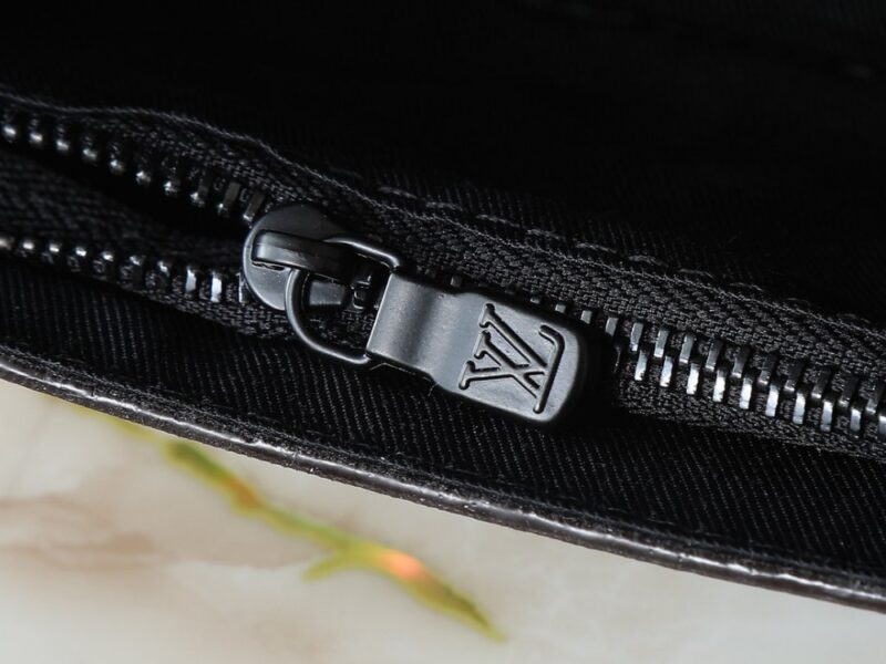 【AT11324】ルイ・ヴィトン Steamer ミニハンドバッグ - 品位と自信を示す贅沢なエレガンス | Louis Vuitton Paris