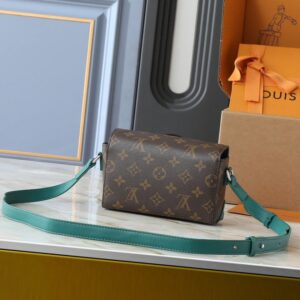 【AT11326】ルイ・ヴィトンのスチーマーミニハンドバッグ：エレガントなモノグラムキャンバスの小さなバッグ | Louis Vuitton