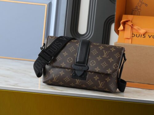 【AT11332】ルイ・ヴィトン Monogramシリーズ ブラックレザーショルダーバッグ | LV