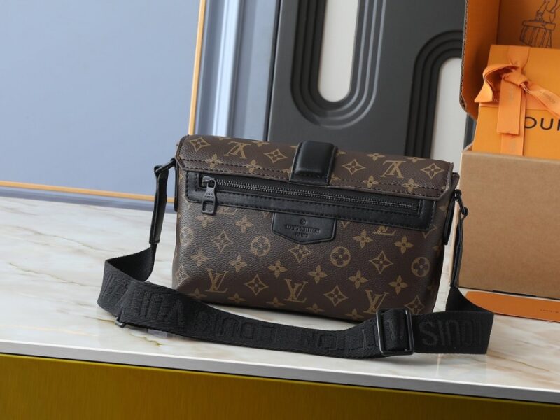 【AT11332】ルイ・ヴィトン Monogramシリーズ ブラックレザーショルダーバッグ | LV