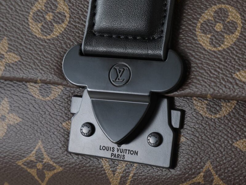 【AT11332】ルイ・ヴィトン Monogramシリーズ ブラックレザーショルダーバッグ | LV