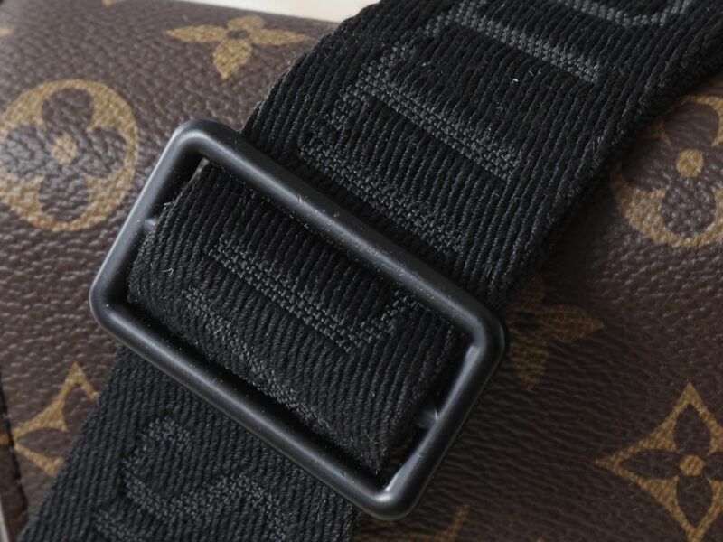 【AT11332】ルイ・ヴィトン Monogramシリーズ ブラックレザーショルダーバッグ | LV