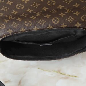 【AT11332】ルイ・ヴィトン Monogramシリーズ ブラックレザーショルダーバッグ | LV