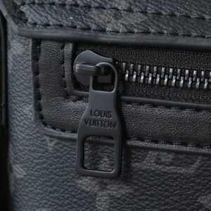 【AT11333】ルイ・ヴィトン Monogramブラックエンボス郵便バッグ - 贈り物に最適 | Louis Vuitton Paris