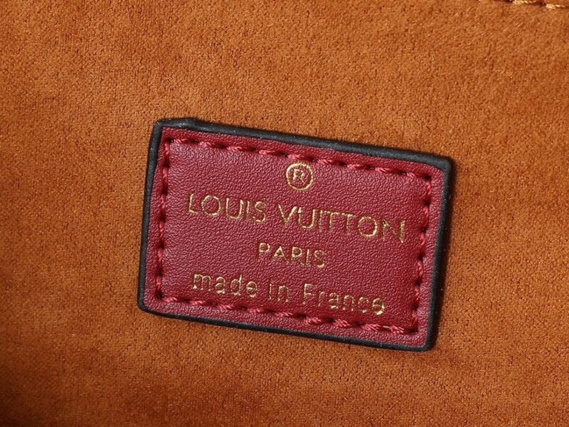 【AT11334】ルイ・ヴィトン モノグラムキャンバス Pochette Metis ハンドバッグ | Louis Vuitton Malletier