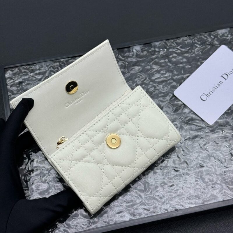 【AT11337】ディオールのエレガントな高級ラムスキンレザー財布 | Christian Dior