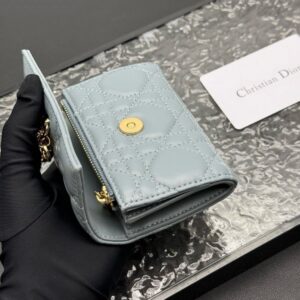 【AT11338】Dior（ディオール）の高級女性用財布 - エレガントなフランスデザインと豪華なアクセサリー | Dior