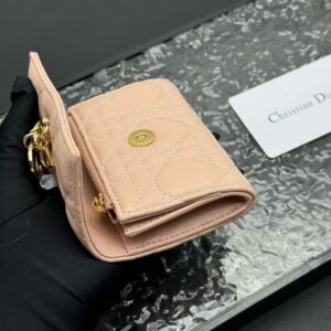 【AT11340】ディオール(Dior)高級ラムスキン財布 - 女性の特別なセンスを演出 | Christian Dior