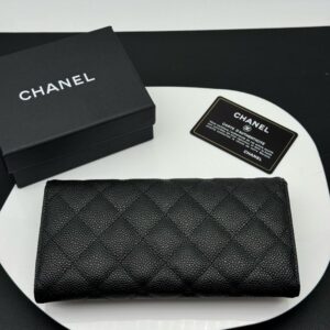 【AT11345】シャネルクラシックキャビアレザーウォレット - CHANEL Classic Caviar Leather Wallet | Chanel Paris